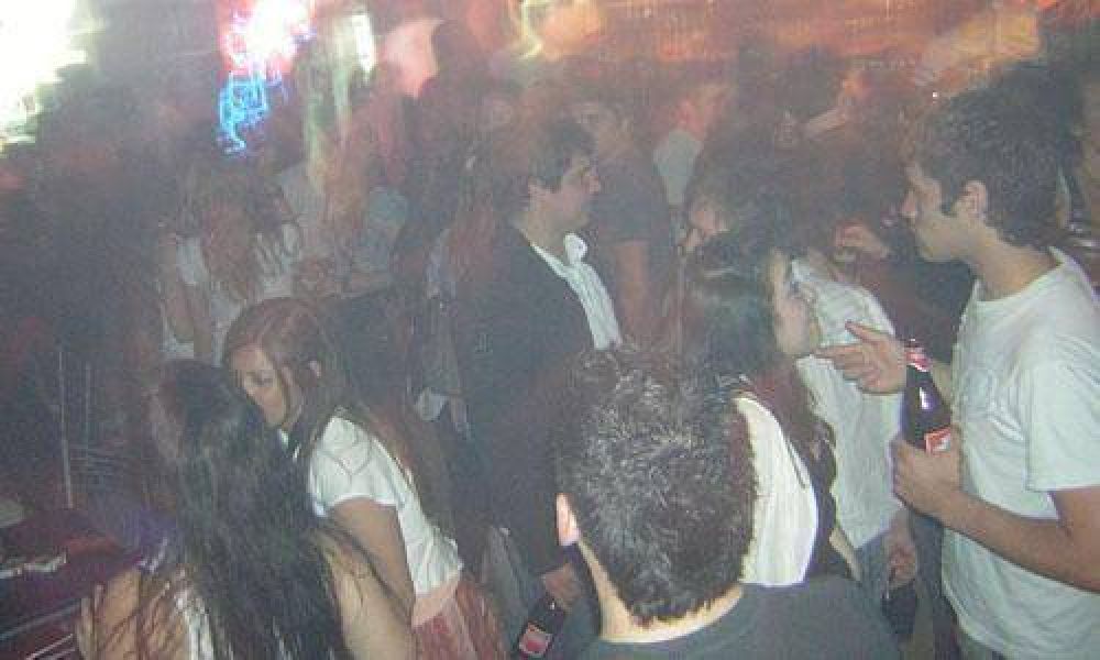 Mientras buscan reformarlo, cumple 30 a�os el c�digo de contravenciones