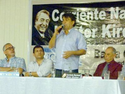 Guti�rrez visit� Chaco y Corrientes por plenarios K