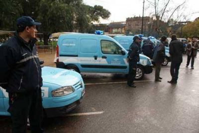 Presentan dos nuevos m�viles para Guardia Urbana