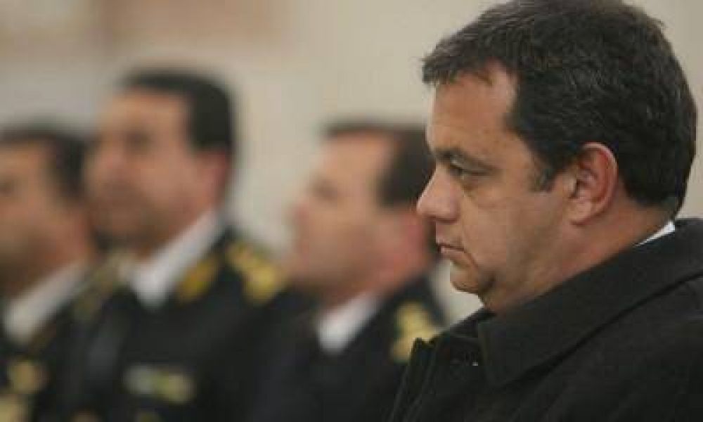 P�rez fren� el proyecto para agilizar allanamientos y escuchas telef�nicas
