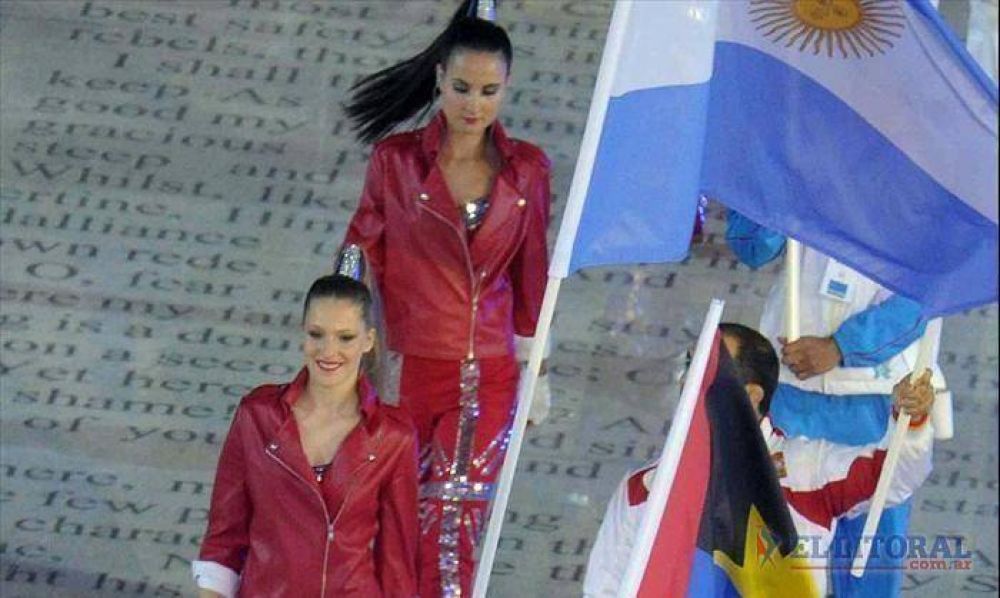 Crismanich puso en alto la bandera durante el cierre de los Juegos Olmpicos en Londres