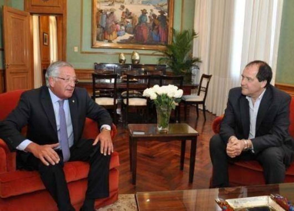  Embajador Argentino en Bolivia se reuni� con el gobernador de Jujuy