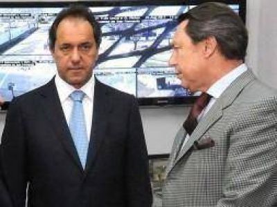 Tras la salida de Gvirtz, crecen rumores sobre el desplazamiento de Casal