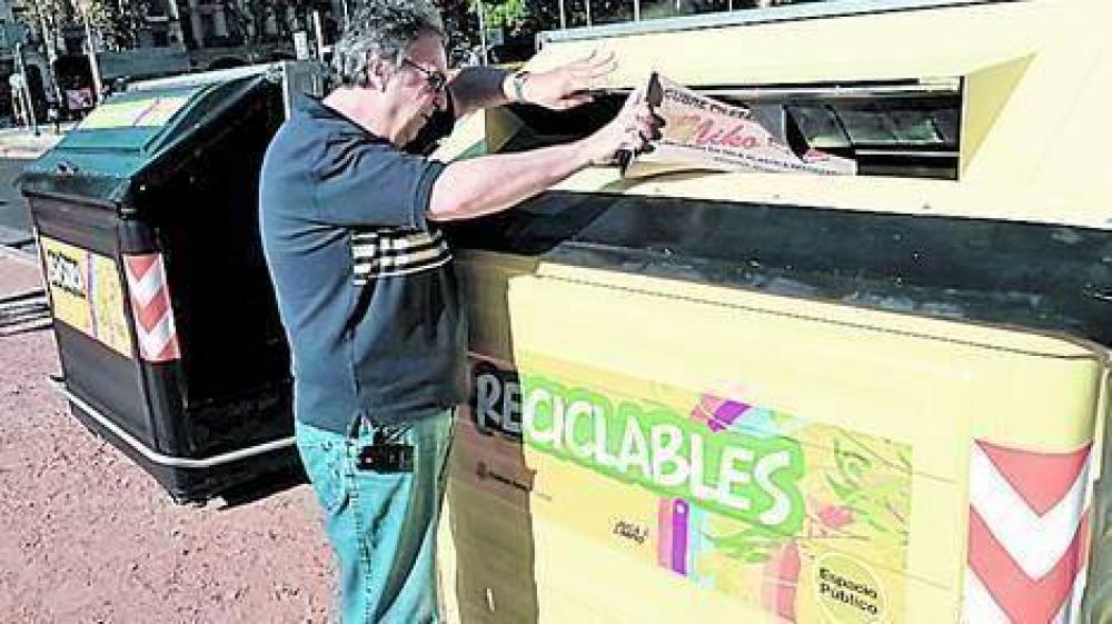 Ponen contenedores verdes en m�s cuadras del Microcentro