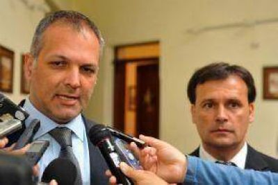 La "Unidad" Dinamita La Relaci�n Buzzi-Mac Karthy