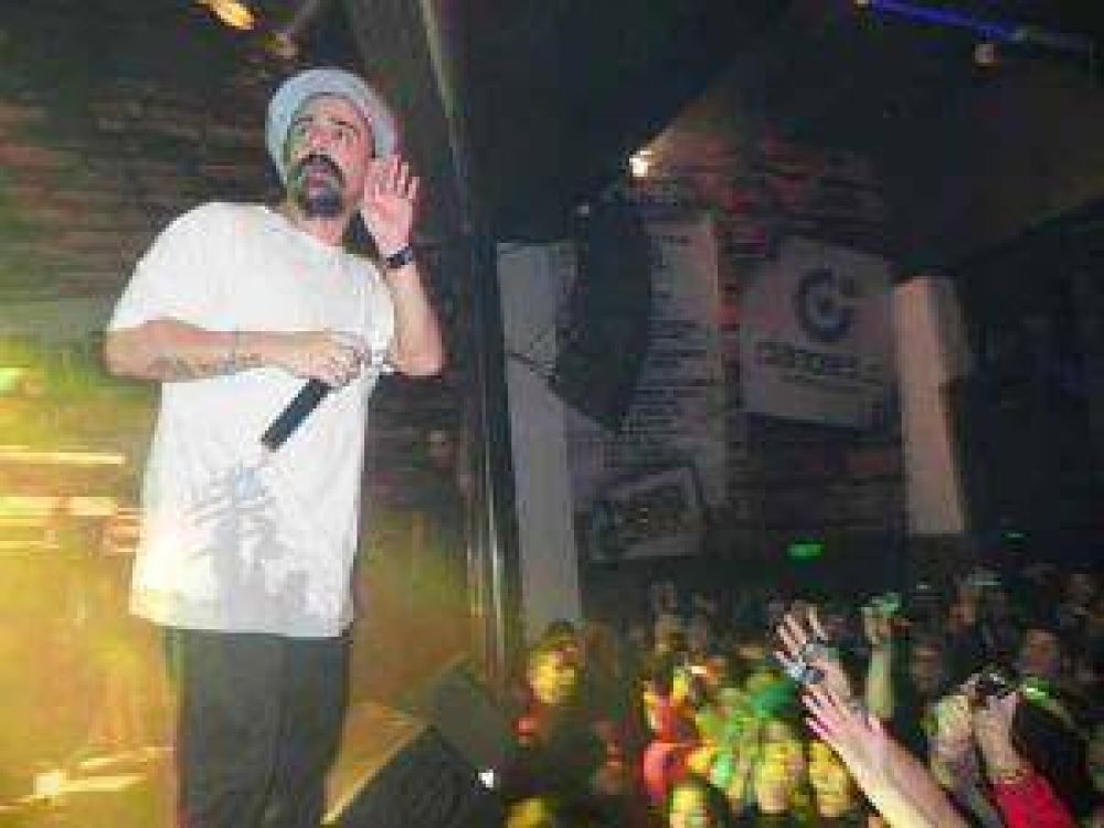 Dread Mar I revent� de gente Puerto Rock y brind� un show fant�stico