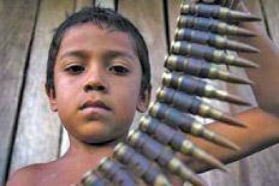 Son miles los ni�os soldados en Colombia
