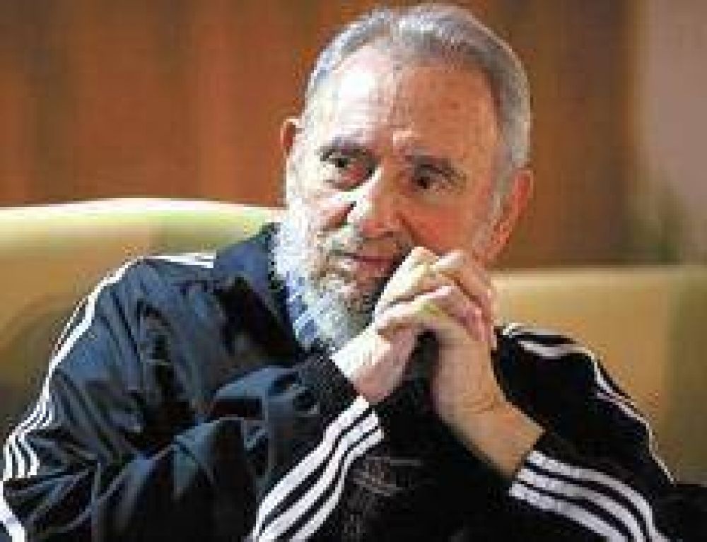 Fidel cumple a�os lejos de las luces