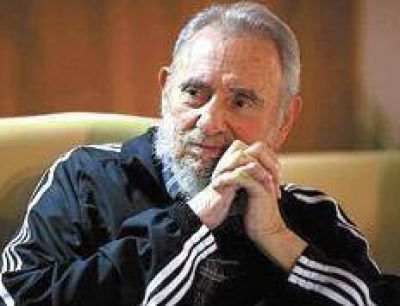 Fidel cumple a�os lejos de las luces