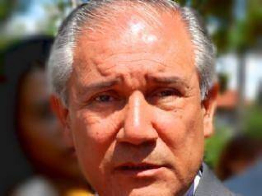 El gobernador de Jujuy desestim� de plano la implementaci�n de bonos en la provincia.