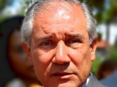 El gobernador de Jujuy desestim� de plano la implementaci�n de bonos en la provincia.