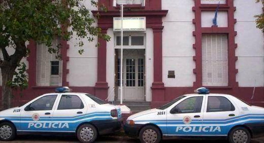  General Roca: vecinos atacaron la comisar�a