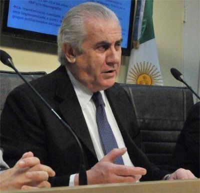 Baquero confirm� dos casos de gripe A en Resistencia y reiter� que hay que vacunarse
