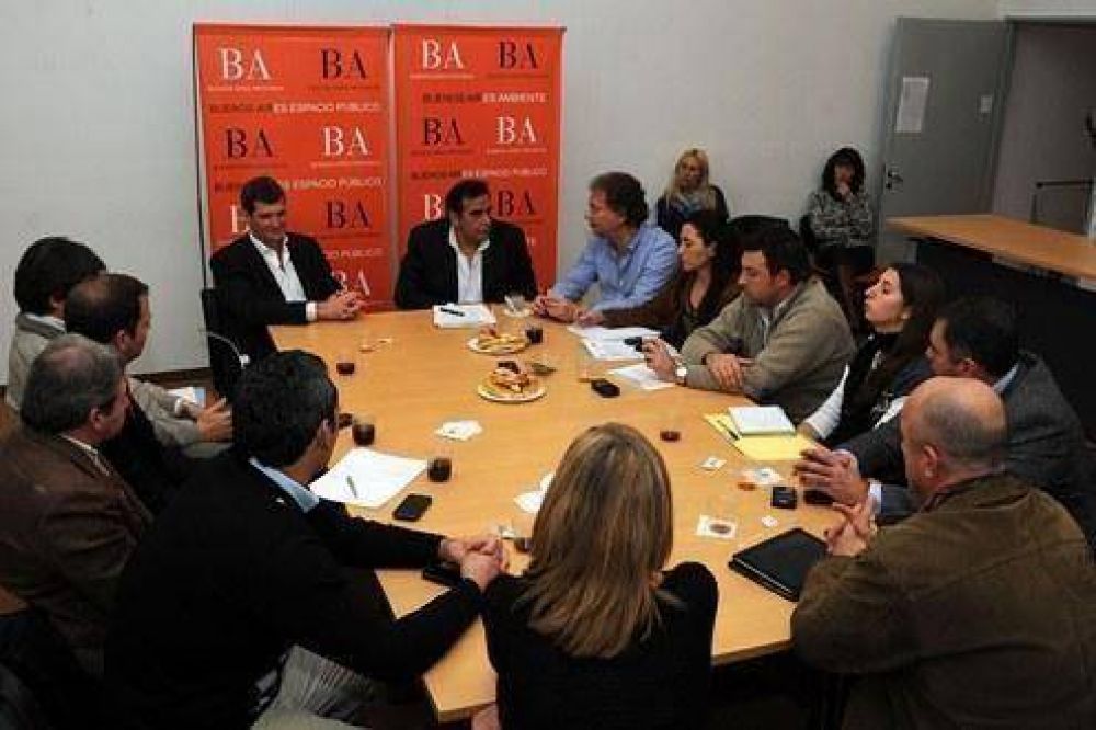 Encuentro de funcionarios de la Regi�n Metropolitana Norte y OPDS