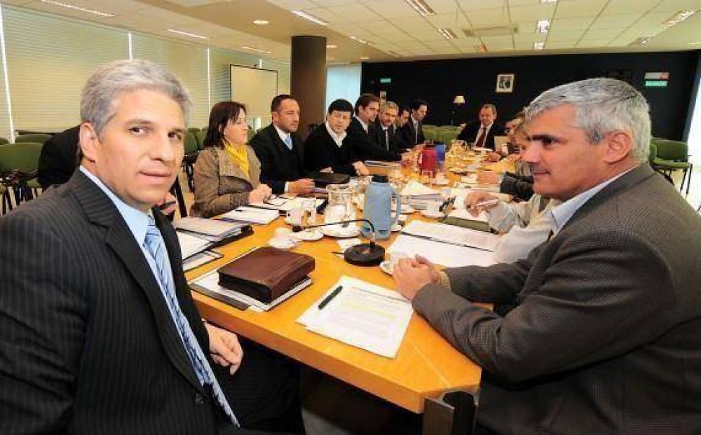 Reuni�n de Gabinete: el Gobernador coordinar� este martes la reuni�n de ministros