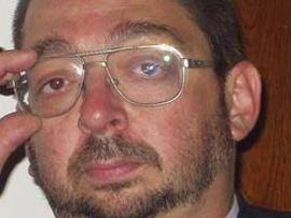 Juicio por Jurados: "Determinar si alguien es o no culpable, no requiere 20 a�os de facultad"