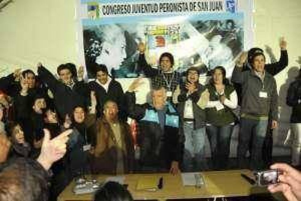 Gioja, de acuerdo con el voto desde los 16 a�os