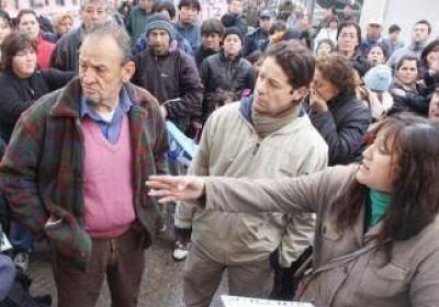 Postergan reuni�n por tomas