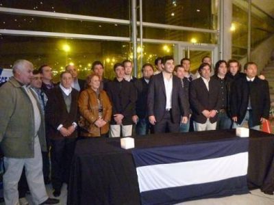 Facundo Moyano asumi� como nuevo presidente de Alvarado