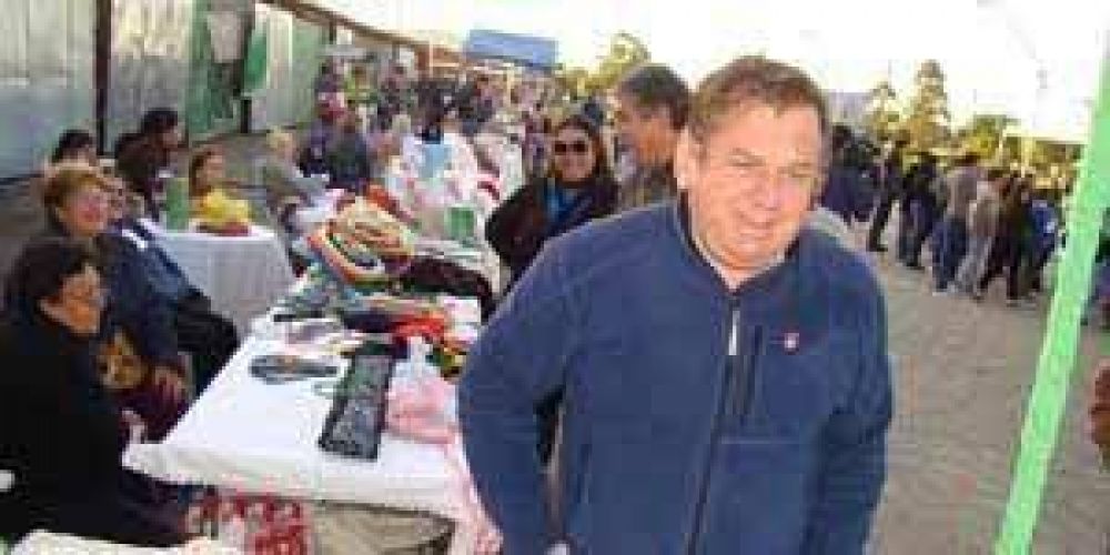 De Vido: �El Estado refuerza con hechos pol�ticas de inclusi�n social�