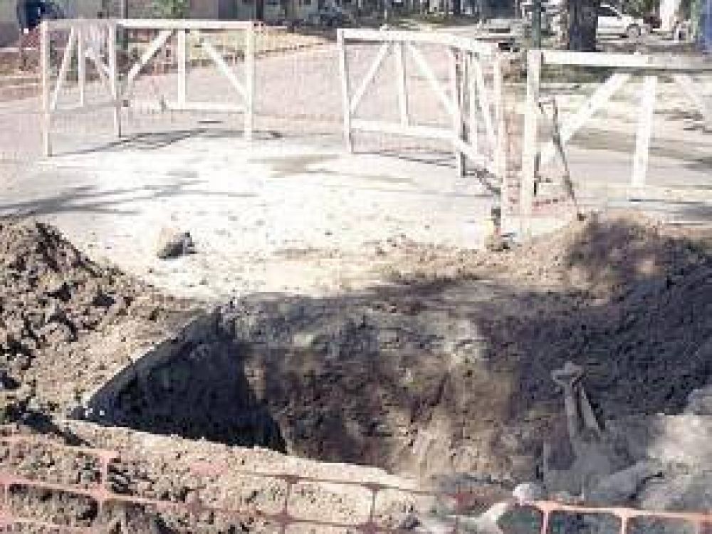 Las cloacas y el agua potable llegan a m�s barrios