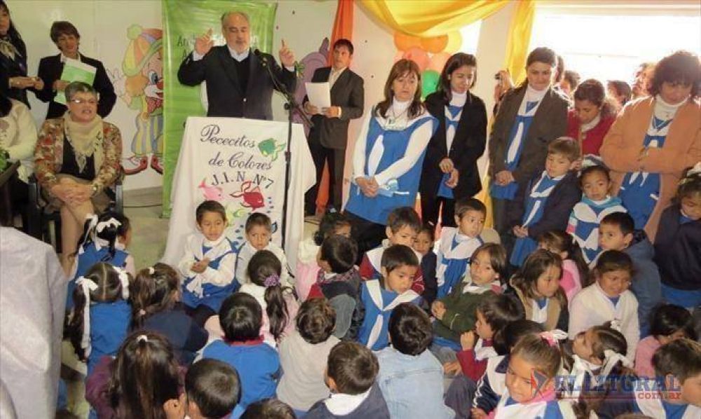 Colombi inaugur� obras en la comisar�a de Saladas, en un jard�n y en el Club Atl�tico