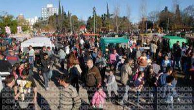 Miles de familias celebraron el D�a del Ni�o con actividades al aire libre