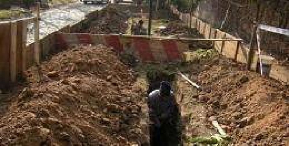 Concejales pretenden obligar a m�s de 18 mil posade�os a conectarse a la red cloacal