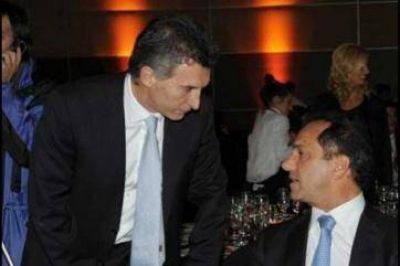 Macri le pidi� a Scioli que se aleje de los K