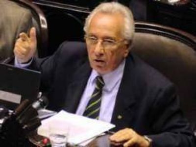 El kirchnerismo present� proyecto sobre libertad de conciencia para periodistas