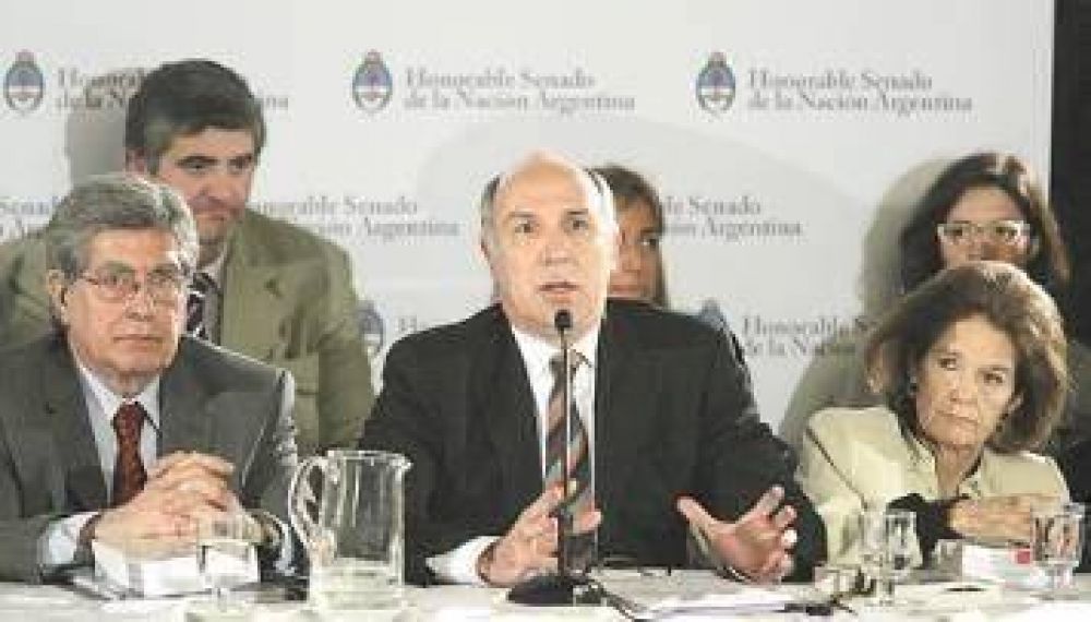 Lorenzetti aval� el pago en pesos de contratos pactados en d�lares