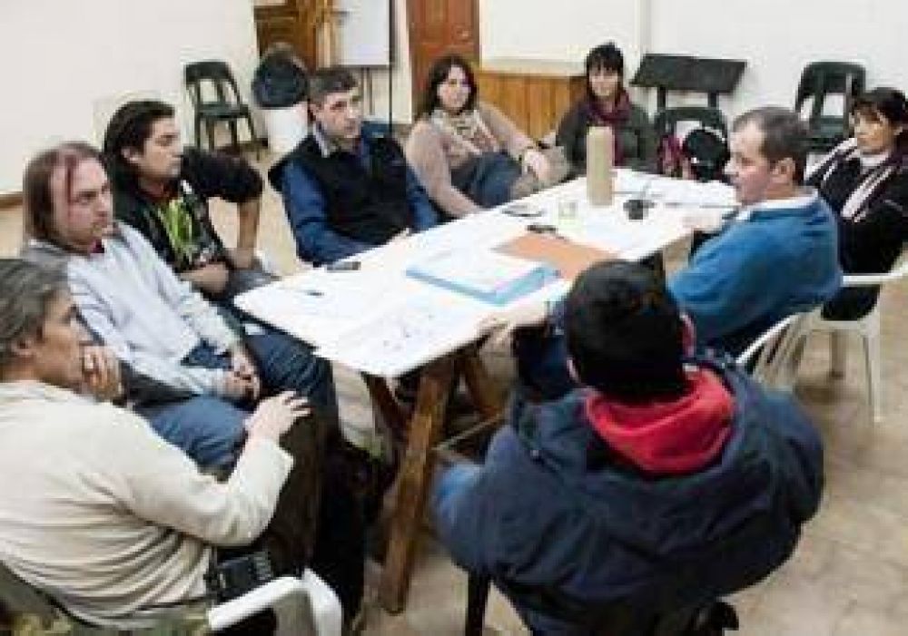 La Angostura: los municipales pidieron aumento 