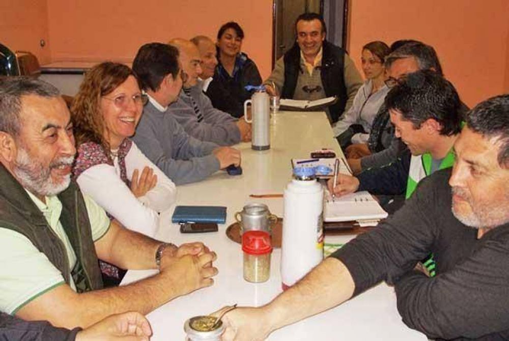 Los estatales, de nuevo al paro