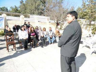 Programa de voluntariado promueve la integraci�n  De los adultos mayores 