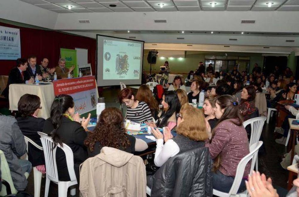 Encuentro para educadores: D�az P�rez inaugur� la Jornada de Intercambio sobre la diversidad
