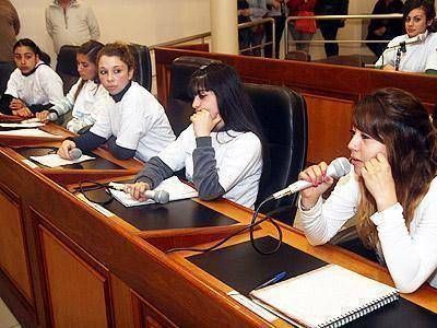 SAN VICENTE: El Concejo estableci� el d�a de Domselaar y repudi� las amenazas a Mariotto