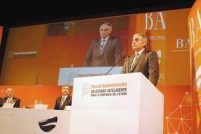Se realiz� el V Foro de Regionalizaci�n de la provincia ayer en el Teatro Municipal �Rafael de Aguiar�