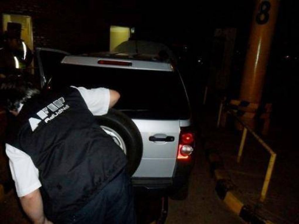 La Afip evit� la salida de un veh�culo "mellizo" en el puente internacional en Posadas