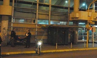 Lo trajeron hasta la Terminal para alojarlo en la Unidad 27 y se escap�