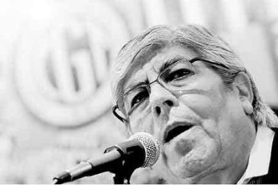 Obras sociales: Moyano amenaz� con acciones