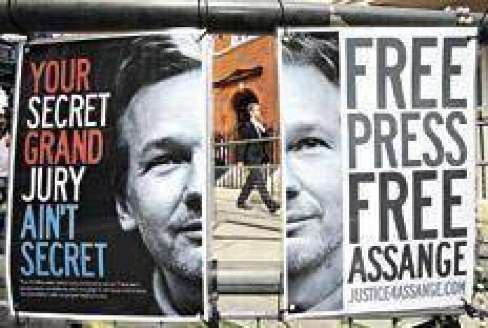 Correa desminti� un rumor sobre Assange