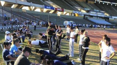 Si es rengo, con pene mutilado o tartamudo, no ser� polic�a