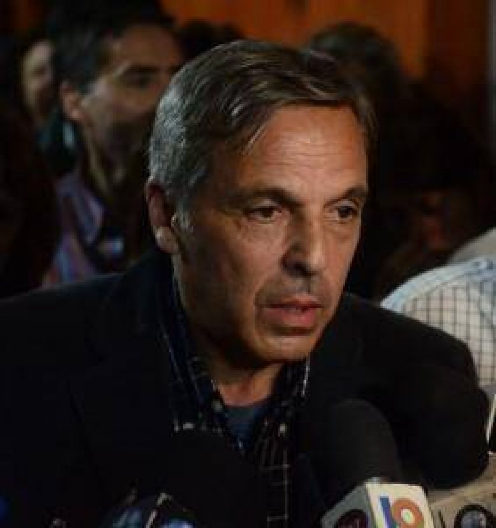 Sapag: �Si RTN no realiza actividades no necesita contratos�