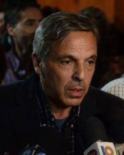 Sapag: �Si RTN no realiza actividades no necesita contratos�