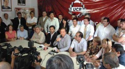 Pacto Fiscal: Rozas sostuvo la necesidad de �apoyar al gobernador en esta lucha por recuperar nuestro dinero�