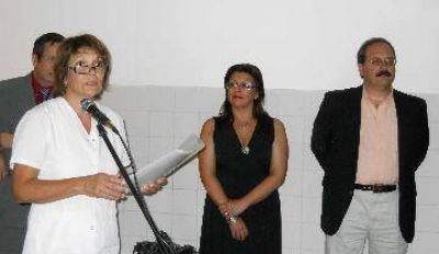 Renunci� la directora del hospital de Allen. Ser�a por falta de apoyo