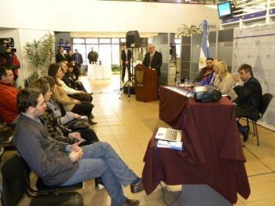 El Gobierno present� en R�o Grande el concurso Agua=Vida
