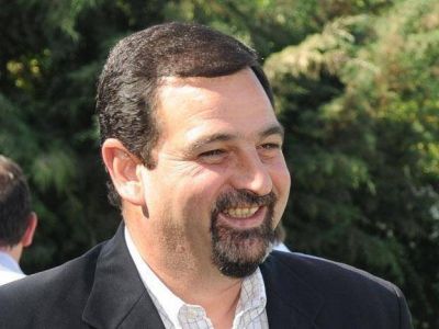 El vicegobernador se deslig� de la maniobra del PJ para voltear un juicio a la Naci�n
