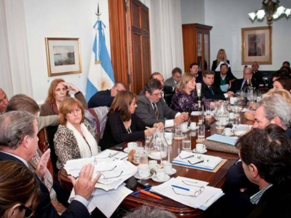 Diputados busca acuerdo para tratar la reforma tributaria en dos semanas