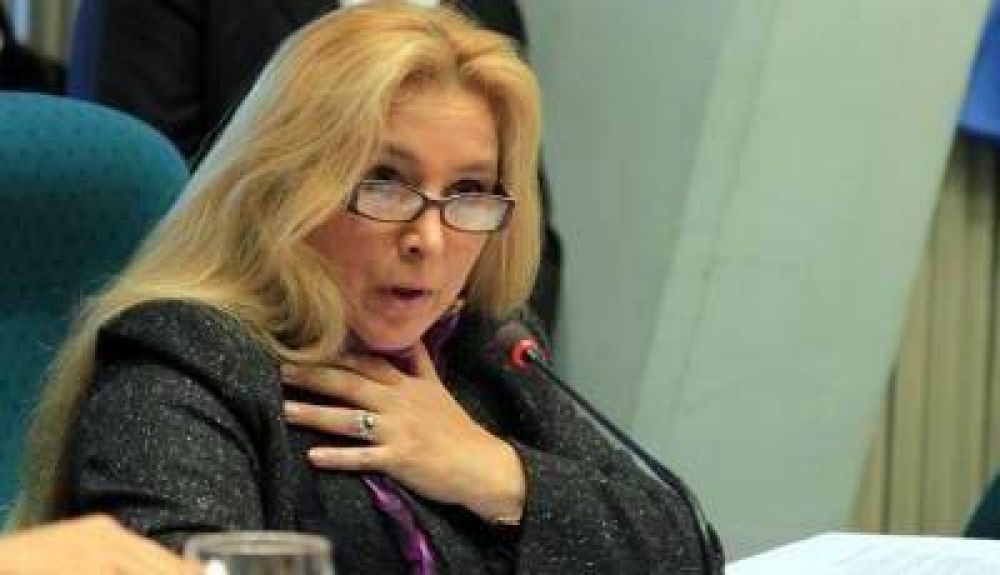 �Peralta es un p�simo administrador, fundi� a la provincia�